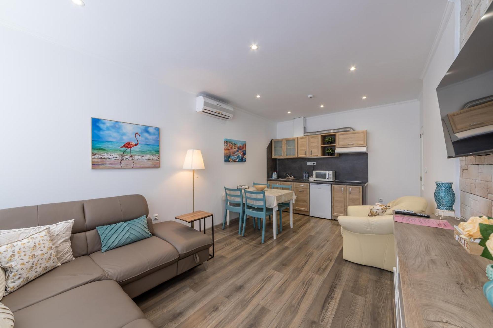 E-Home Apartments Varna ภายนอก รูปภาพ